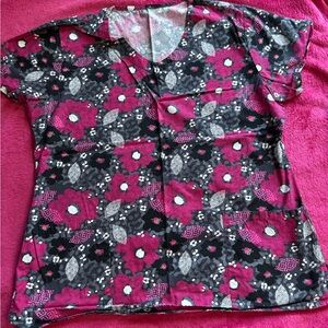 Floral Patterned Women's Scrub Top - Pink and Black